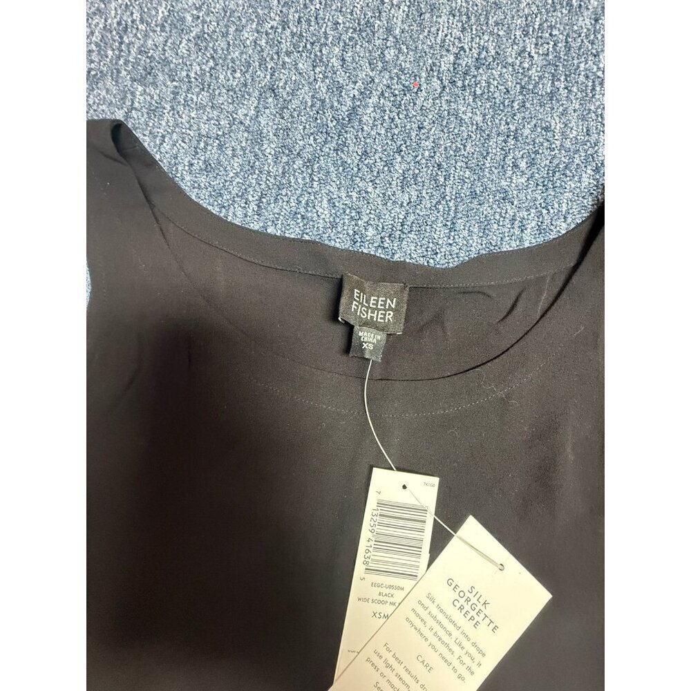 NWT Eileen Fisher Silk Georgette Crepe Tank Top XS Black Wide Shell Boxy Classic - Picture 5 of 5